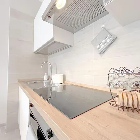 Mare A 600mt Free Wifi - A-c Apartment *